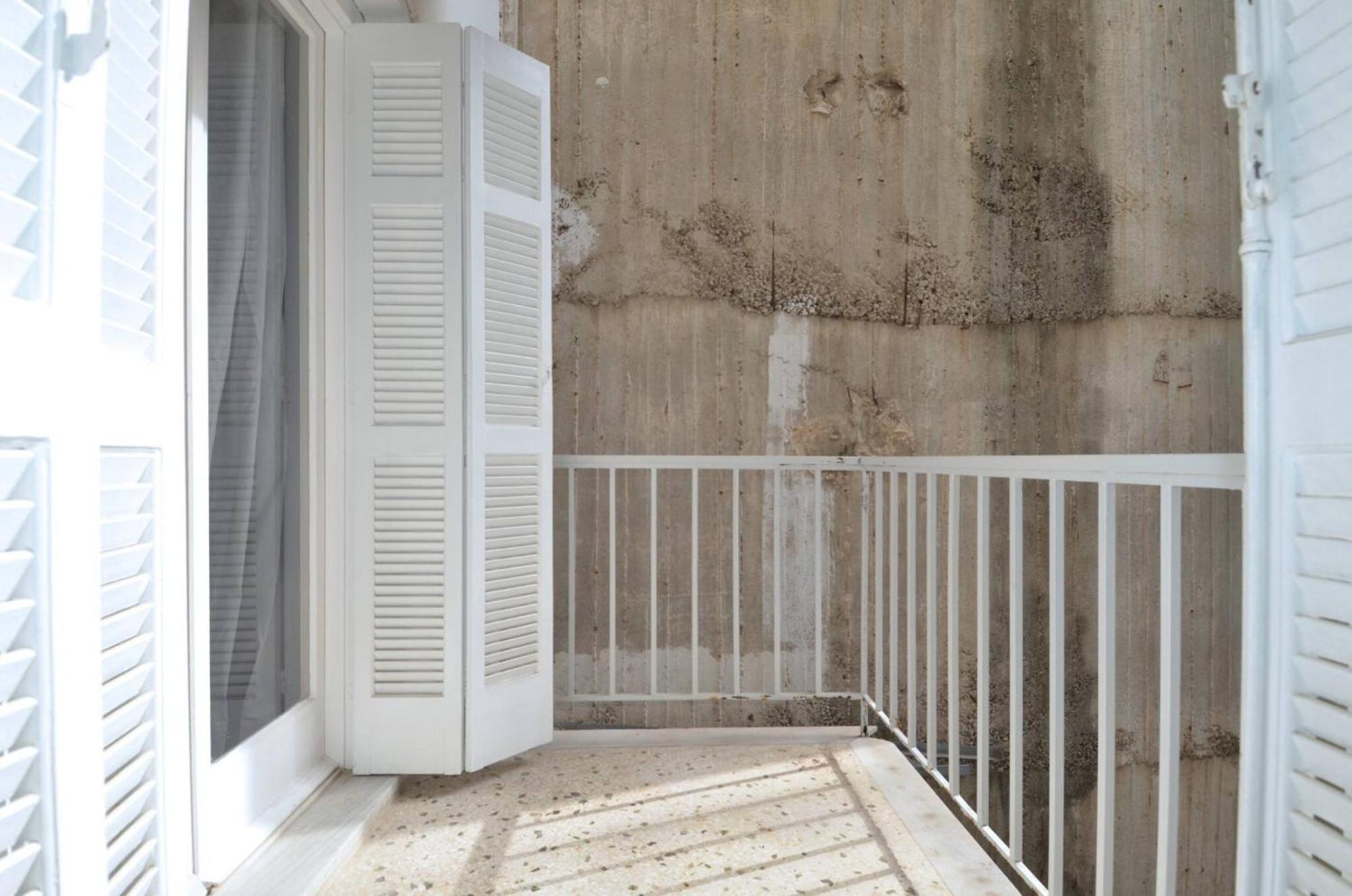 A cozy minimal apartment at Koukaki, Dimitrako... Athena Bagian luar foto